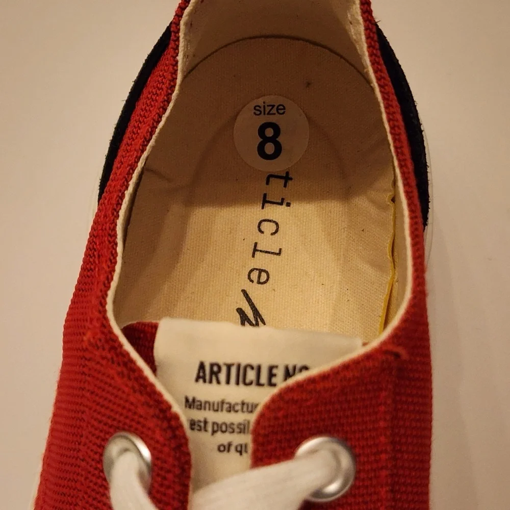 Article No. Red 1007-02 Sneakers Red Canvas with White Accents Men’s Size 8 - Picture 9 of 15